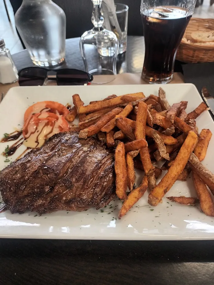 Faux Filet Et Ses Frites